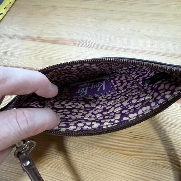 Fossil Key-Per Birds on Branches Wristlet – Coated Canvas & Leather Trim - Picture 7 of 9